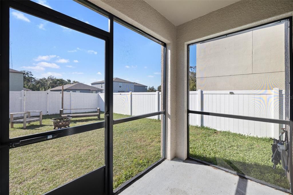 待售: $335,000 (4 贝兹, 2 浴室, 1764 平方英尺)