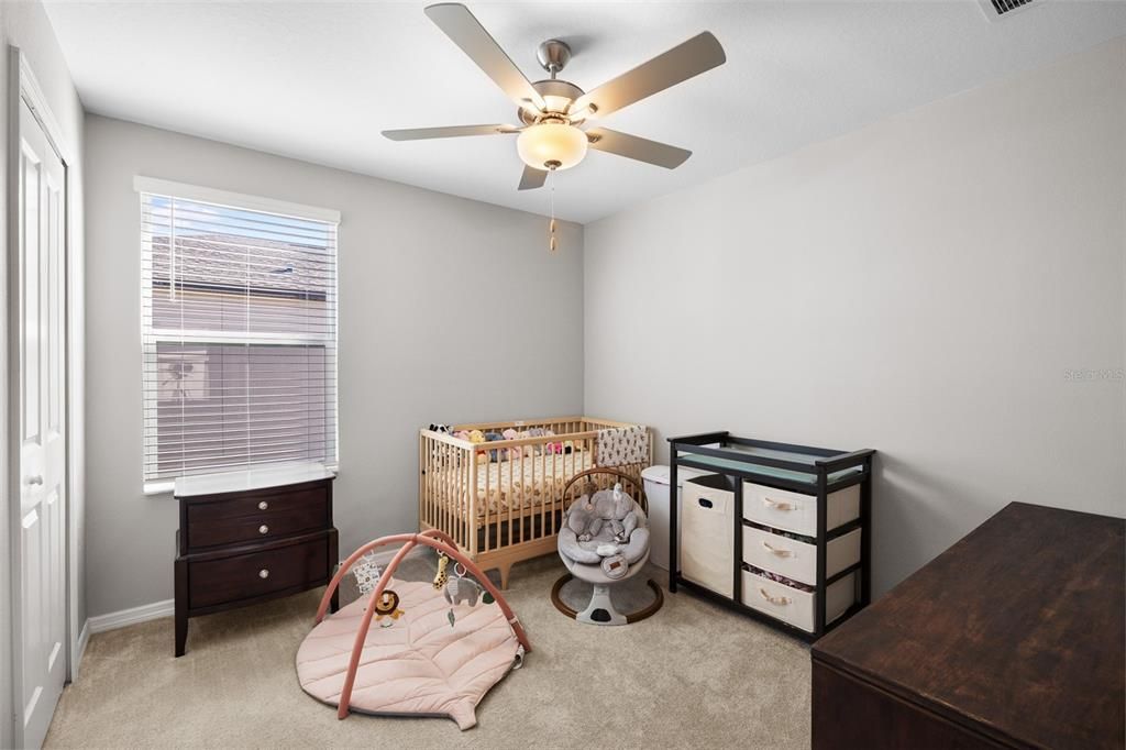 待售: $335,000 (4 贝兹, 2 浴室, 1764 平方英尺)