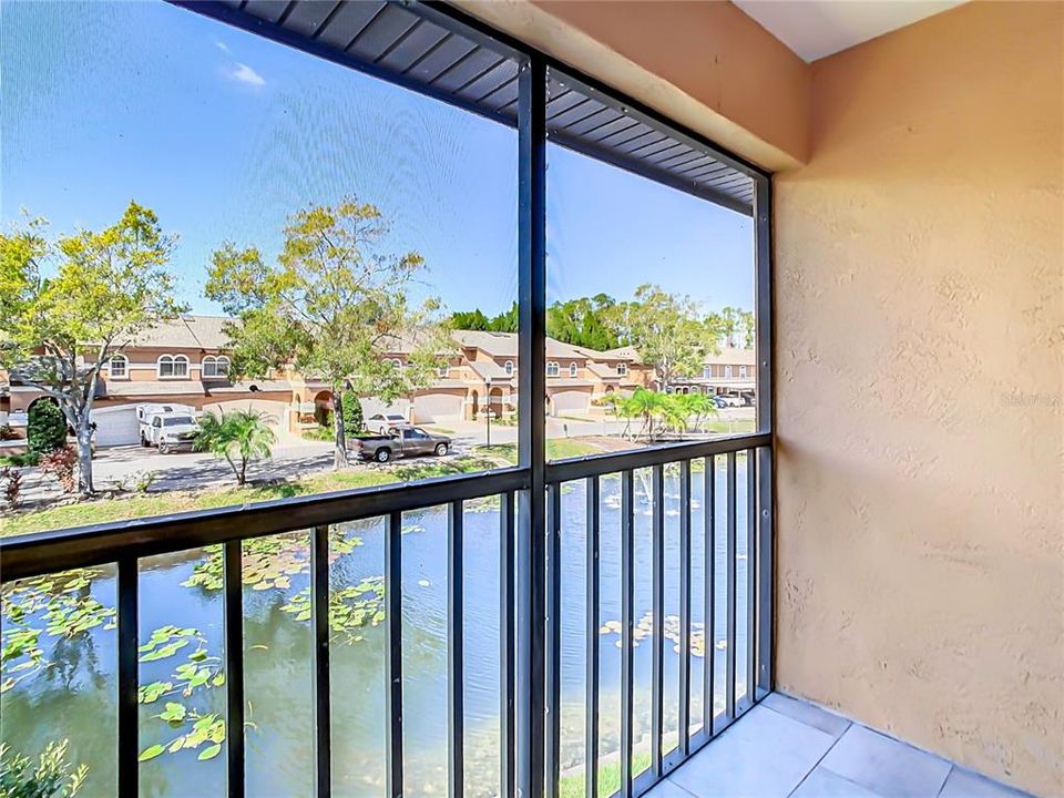 En Venta: $295,000 (2 camas, 2 baños, 1475 Pies cuadrados)