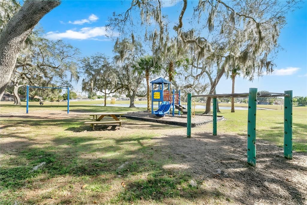 待售: $440,000 (3 贝兹, 2 浴室, 1609 平方英尺)