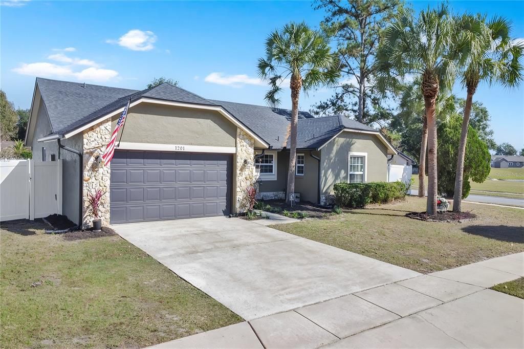 待售: $440,000 (3 贝兹, 2 浴室, 1609 平方英尺)