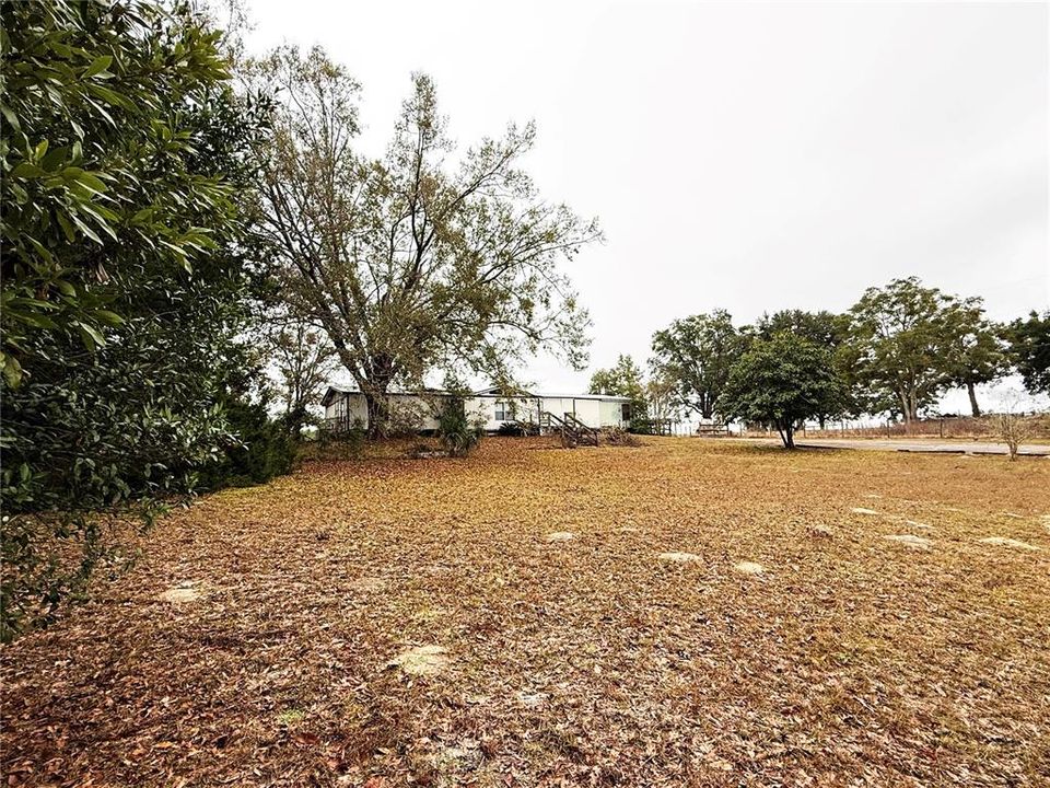 For Sale: $289,500 (4 beds, 3 baths, 2052 Square Feet)