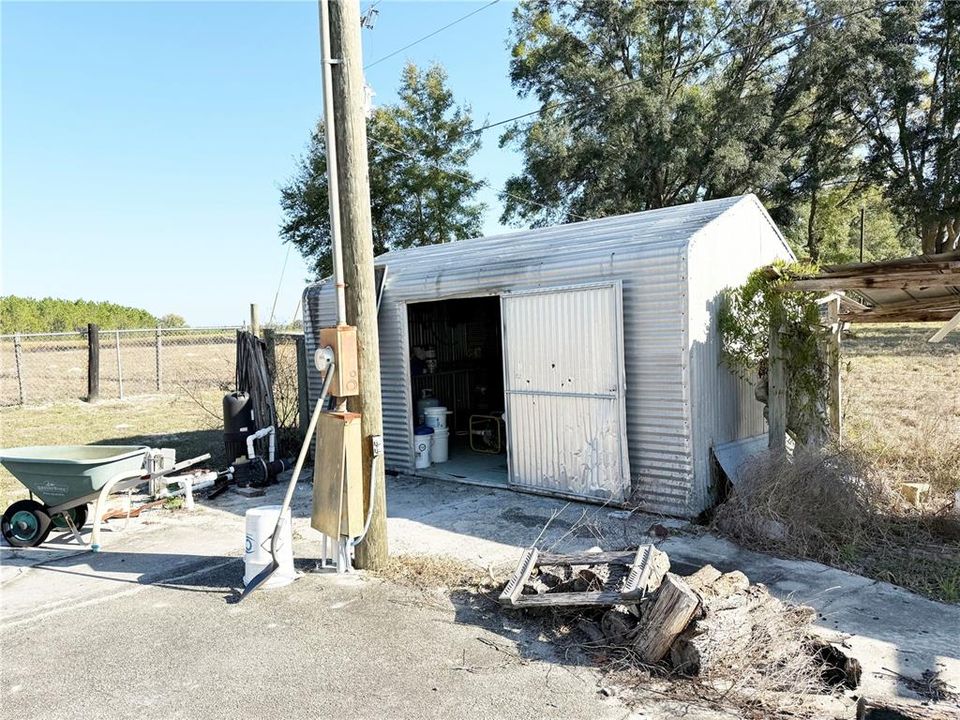 For Sale: $289,500 (4 beds, 3 baths, 2052 Square Feet)