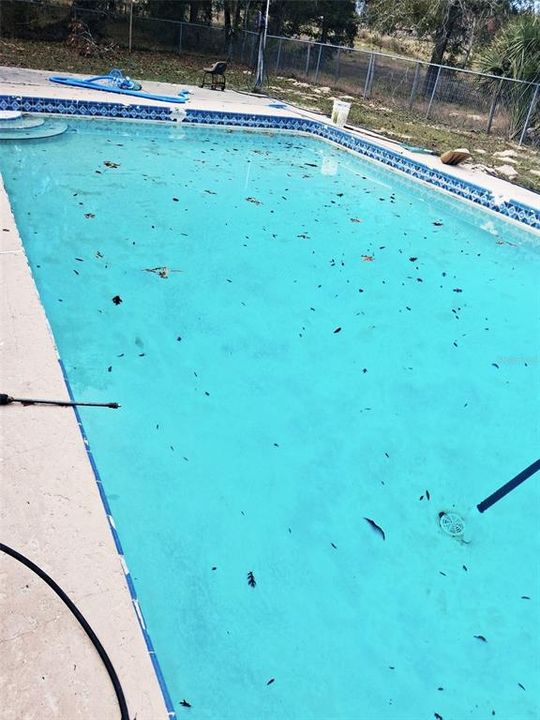 For Sale: $289,500 (4 beds, 3 baths, 2052 Square Feet)