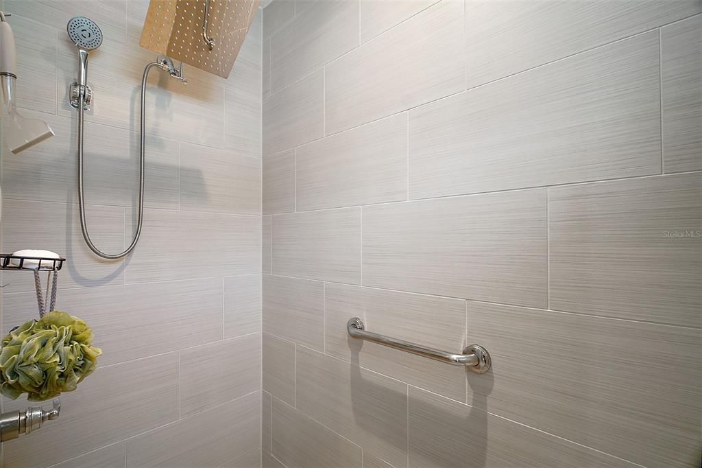 待售: $424,000 (3 贝兹, 2 浴室, 1569 平方英尺)