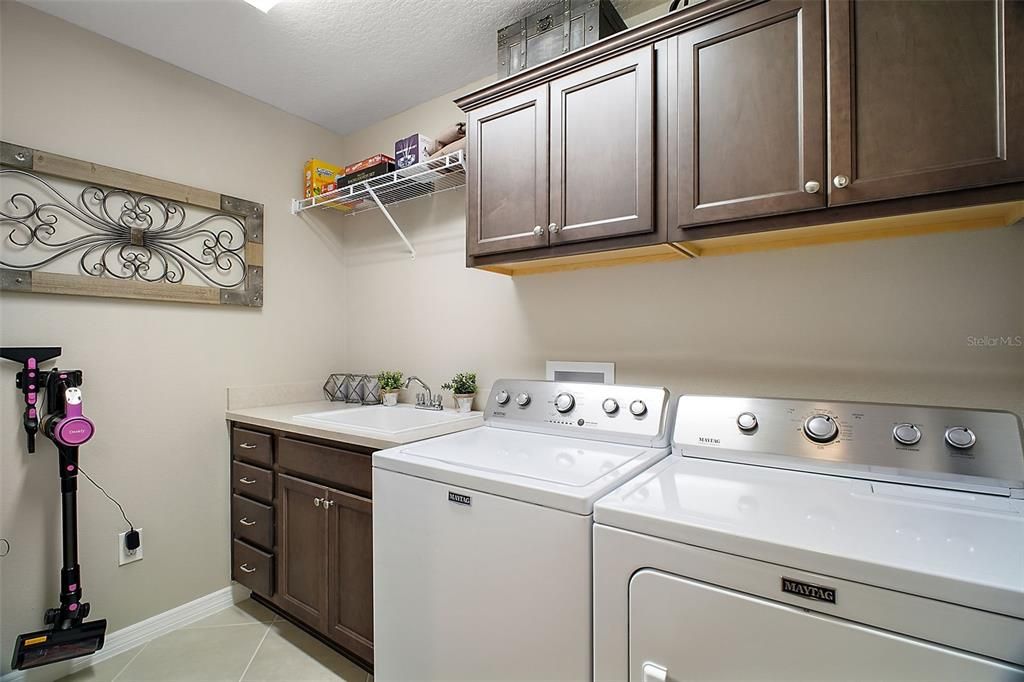 待售: $424,000 (3 贝兹, 2 浴室, 1569 平方英尺)