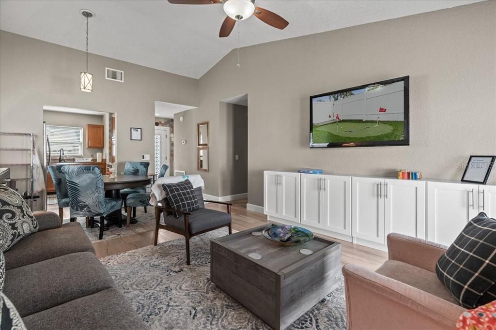 En Renta: $2,400 (3 camas, 2 baños, 1246 Pies cuadrados)