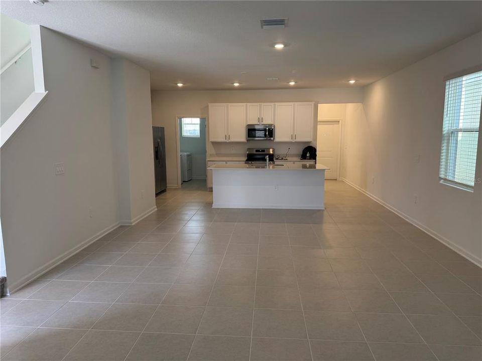 出租: $2,400 (3 贝兹, 2 浴室, 1795 平方英尺)