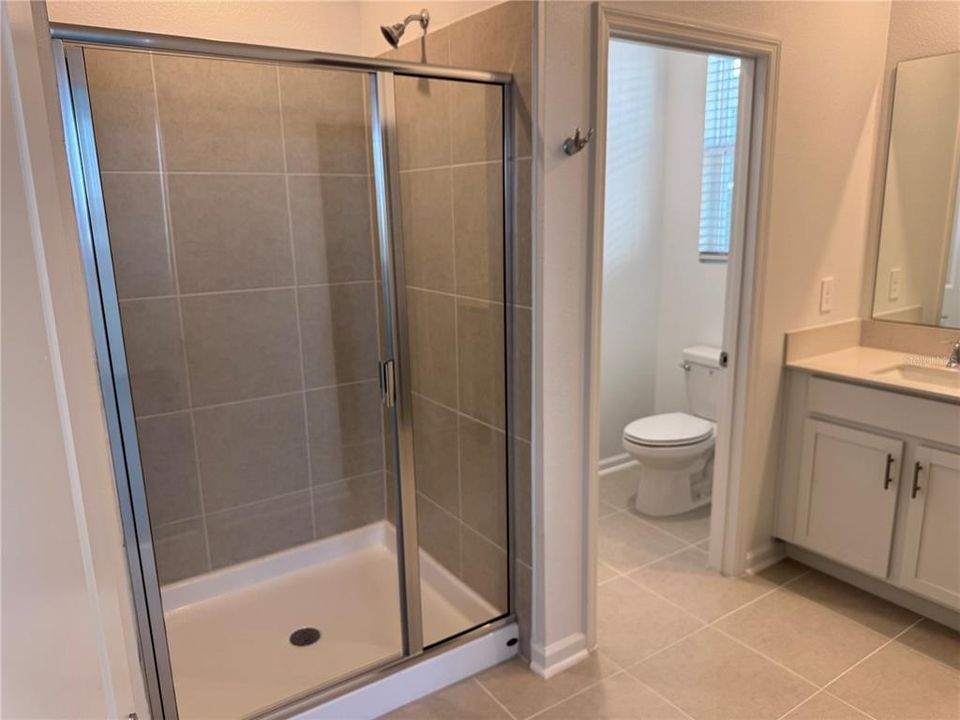 出租: $2,400 (3 贝兹, 2 浴室, 1795 平方英尺)