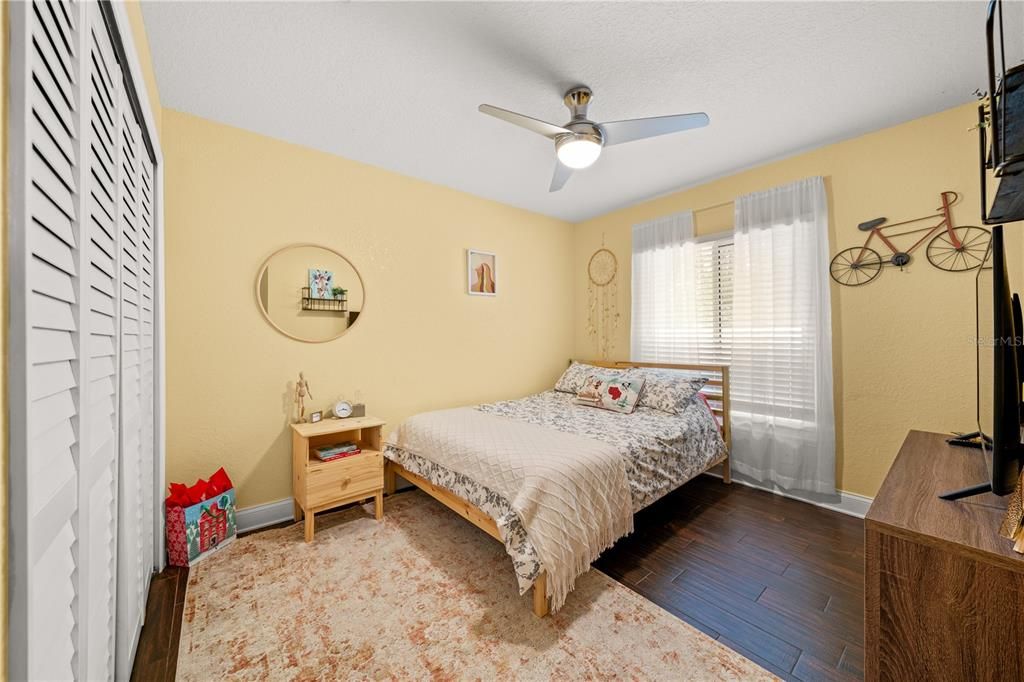 For Sale: $449,000 (4 beds, 2 baths, 1697 Square Feet)