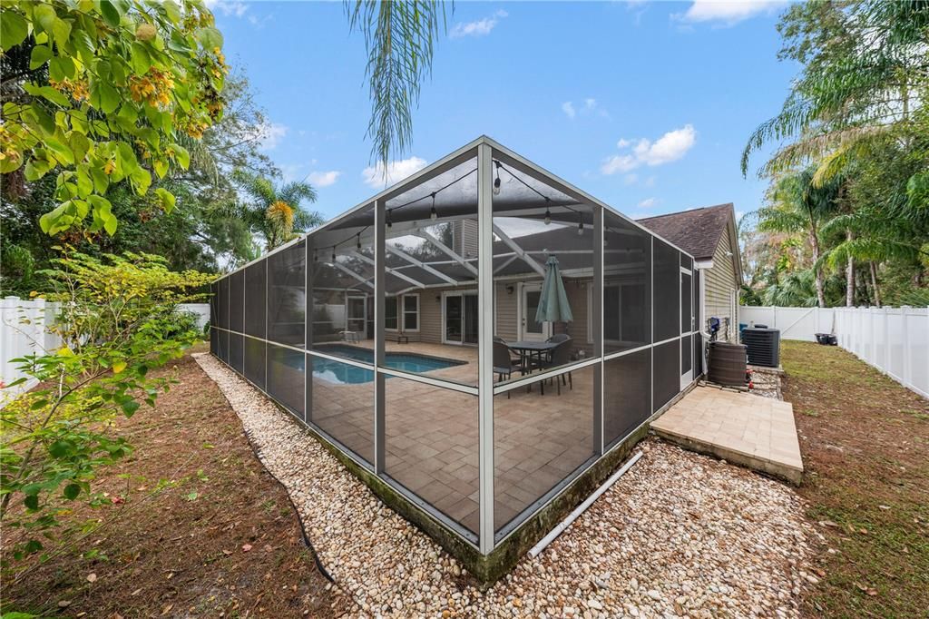 For Sale: $449,000 (4 beds, 2 baths, 1697 Square Feet)