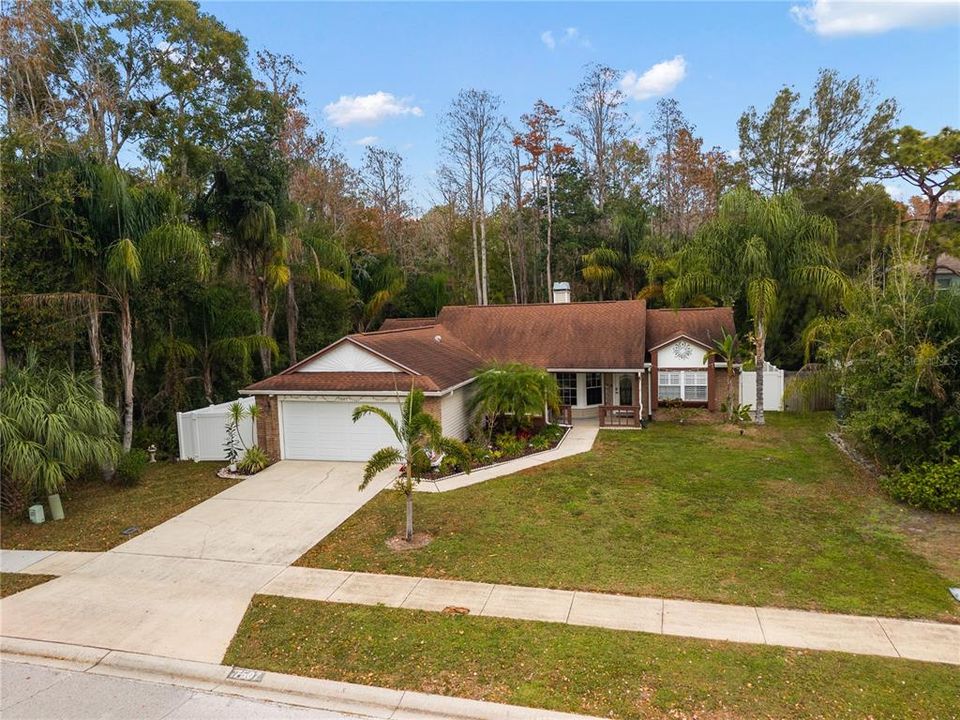 For Sale: $449,000 (4 beds, 2 baths, 1697 Square Feet)