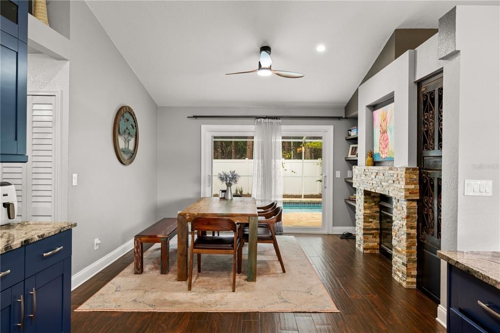 For Sale: $449,000 (4 beds, 2 baths, 1697 Square Feet)