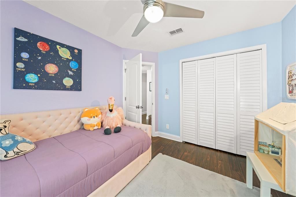 For Sale: $449,000 (4 beds, 2 baths, 1697 Square Feet)