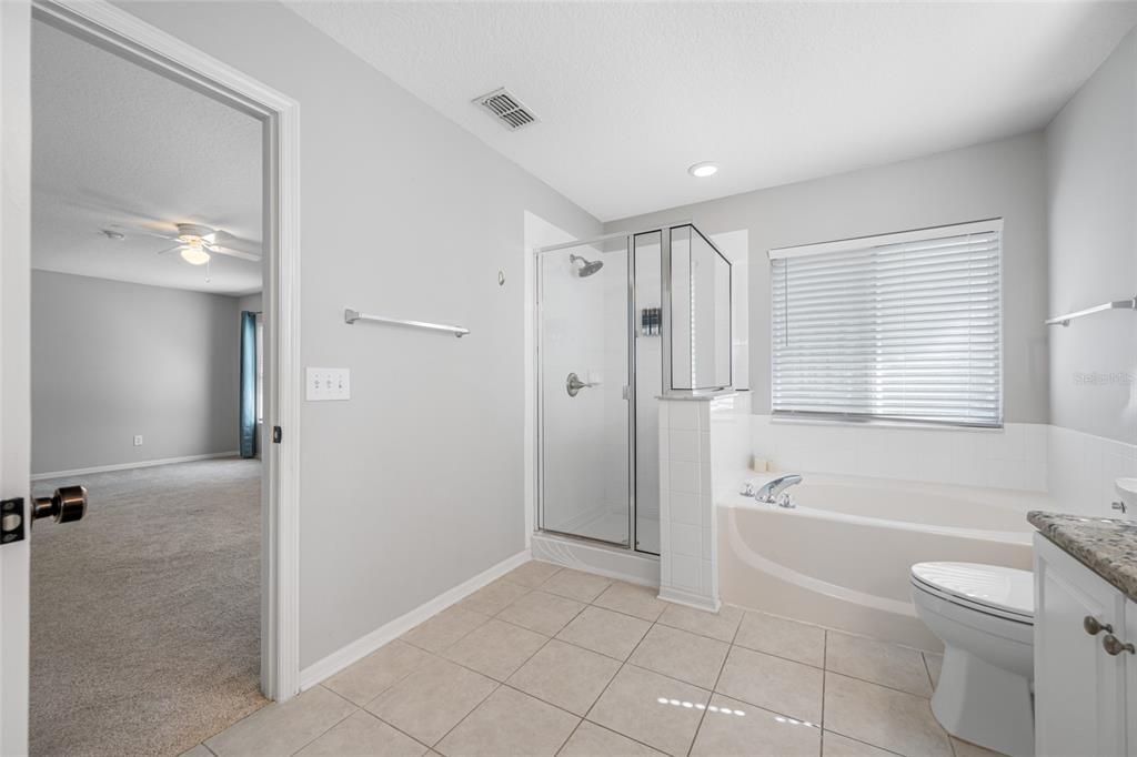 На продажу: $375,000 (3 спален, 2 ванн, 1722 Квадратных фут)