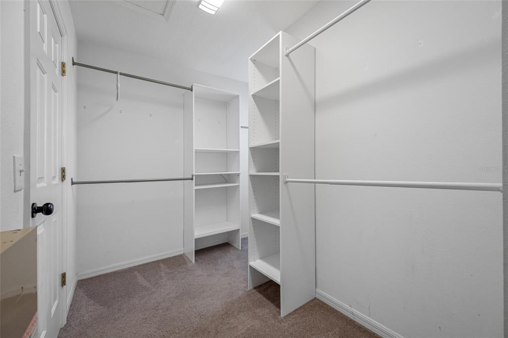 На продажу: $375,000 (3 спален, 2 ванн, 1722 Квадратных фут)