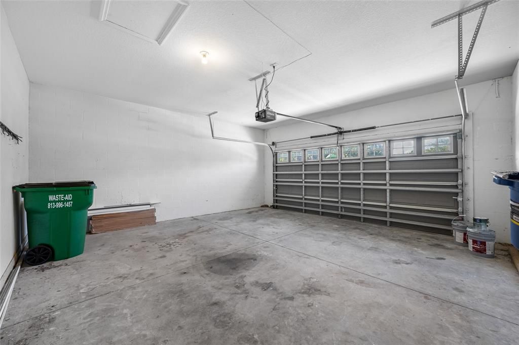 На продажу: $375,000 (3 спален, 2 ванн, 1722 Квадратных фут)