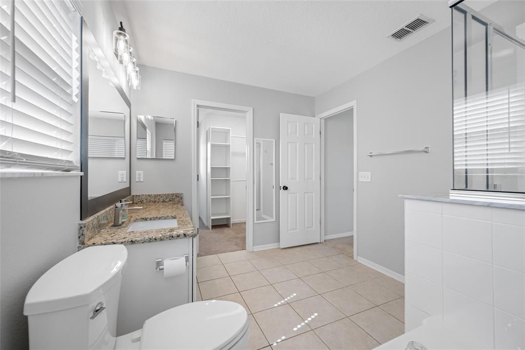 На продажу: $375,000 (3 спален, 2 ванн, 1722 Квадратных фут)