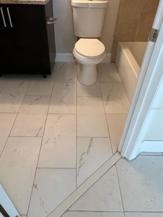 For Rent: $1,300 (1 beds, 1 baths, 530 Square Feet)