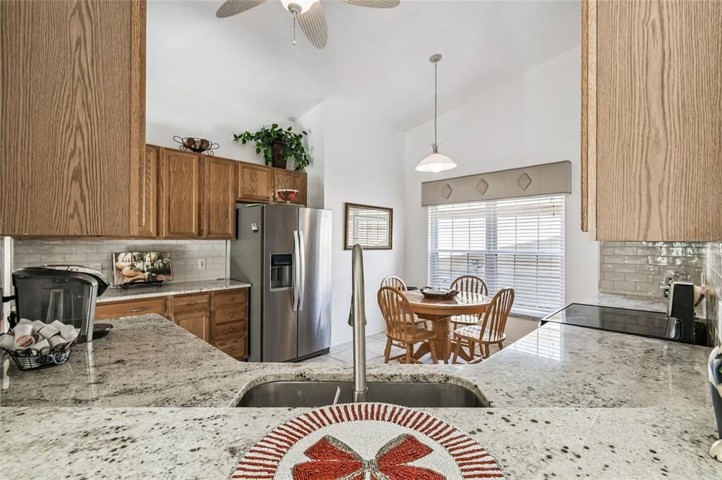 En Venta: $265,000 (2 camas, 2 baños, 1240 Pies cuadrados)