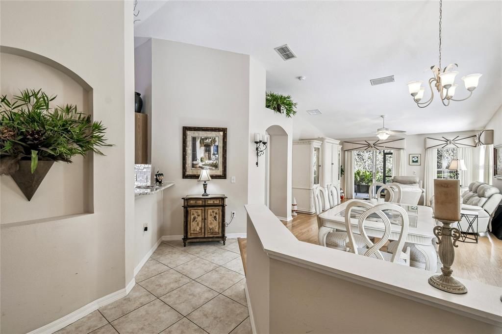 En Venta: $265,000 (2 camas, 2 baños, 1240 Pies cuadrados)