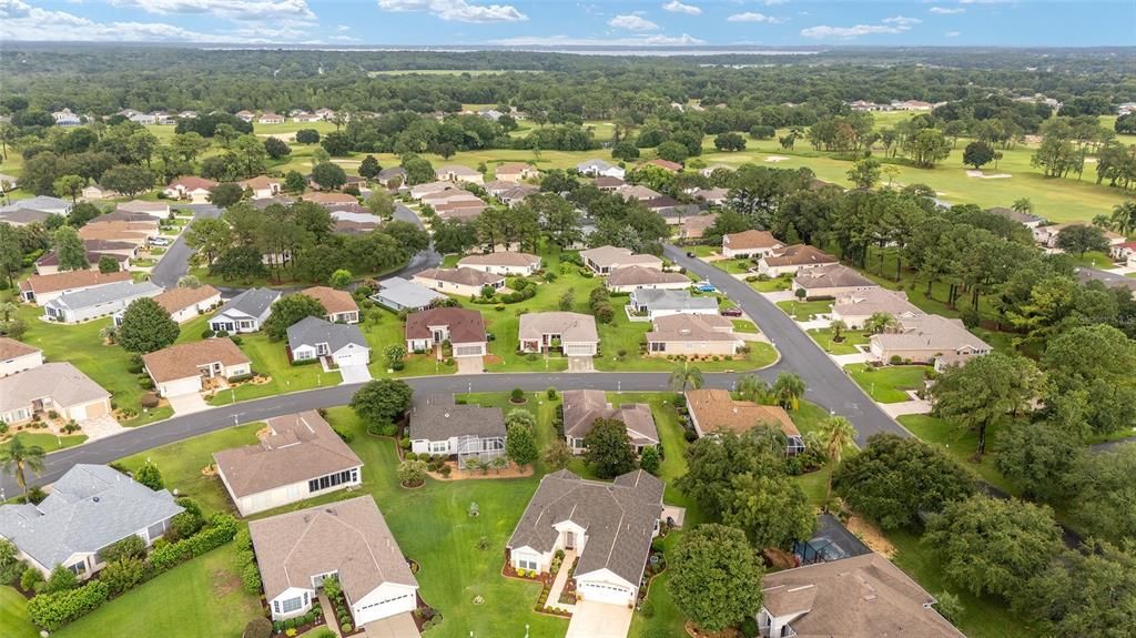 待售: $305,000 (2 贝兹, 2 浴室, 1452 平方英尺)