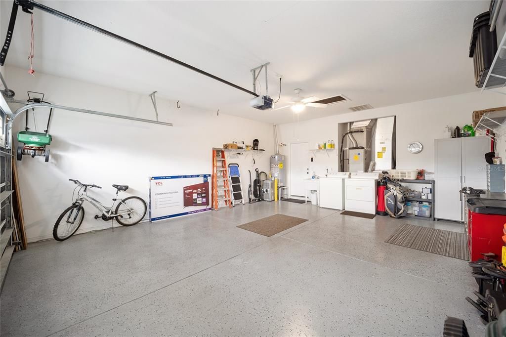 待售: $305,000 (2 贝兹, 2 浴室, 1452 平方英尺)