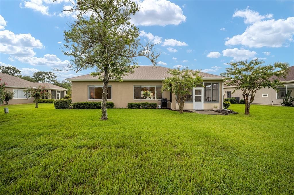 待售: $305,000 (2 贝兹, 2 浴室, 1452 平方英尺)