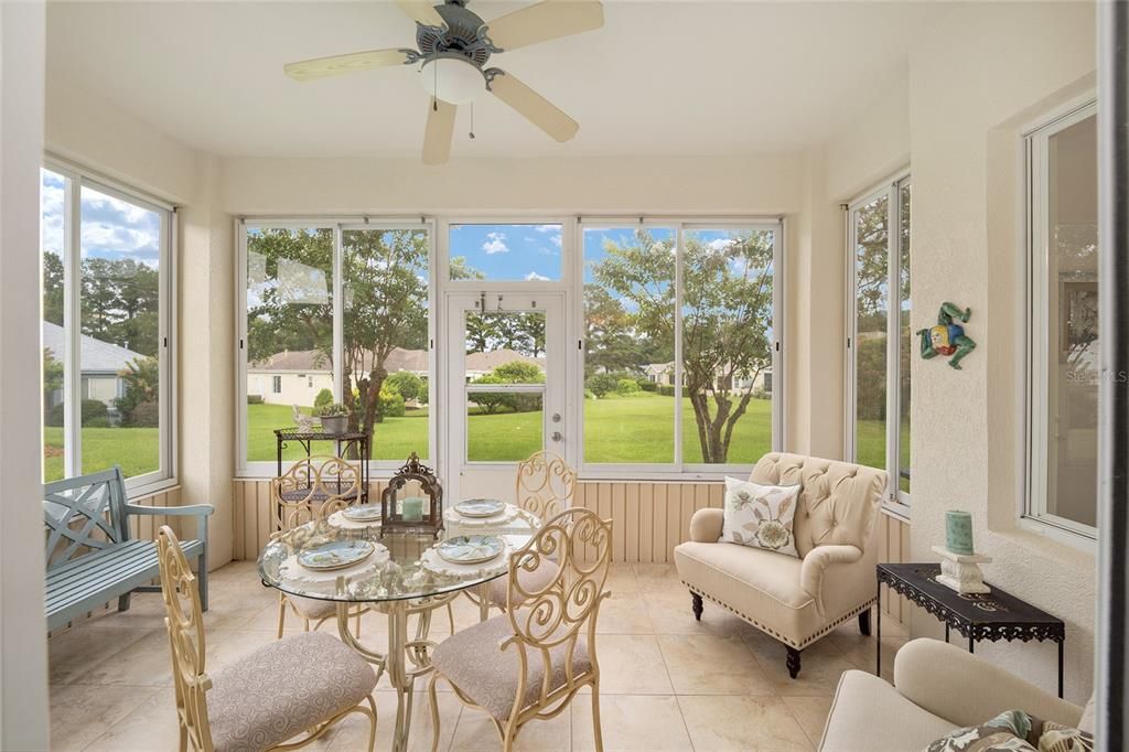 待售: $305,000 (2 贝兹, 2 浴室, 1452 平方英尺)