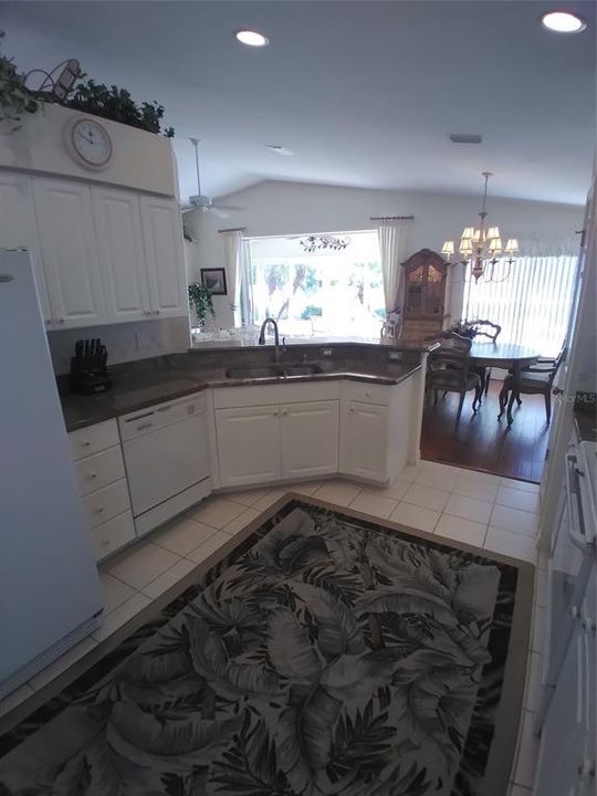 For Sale: $424,900 (3 beds, 2 baths, 1732 Square Feet)