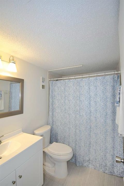 待售: $145,000 (2 贝兹, 2 浴室, 965 平方英尺)