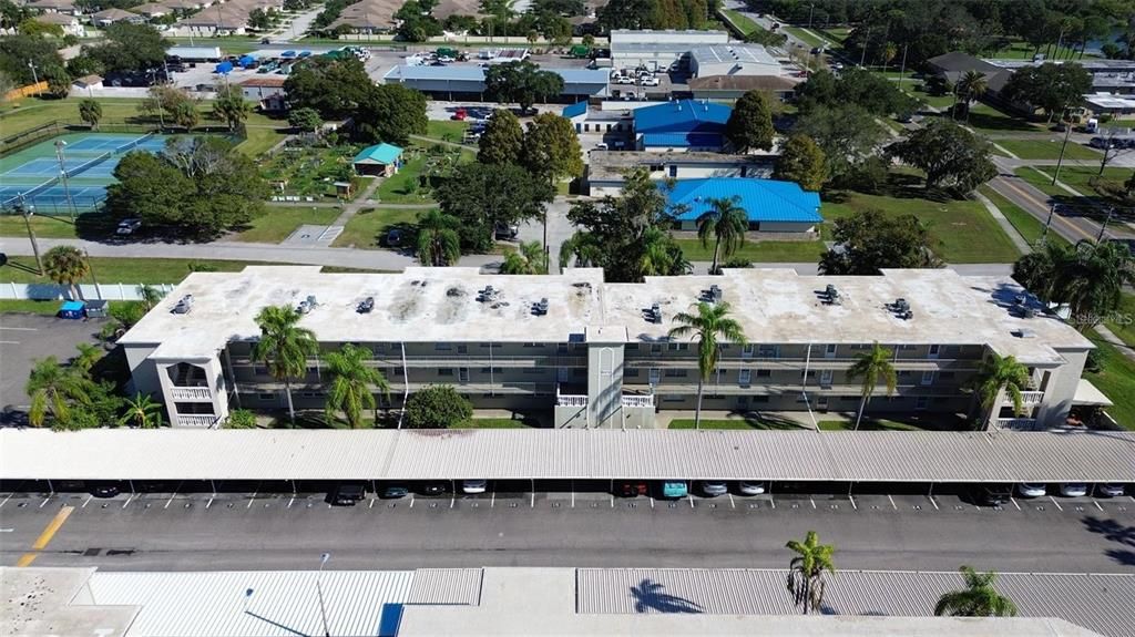 待售: $145,000 (2 贝兹, 2 浴室, 965 平方英尺)