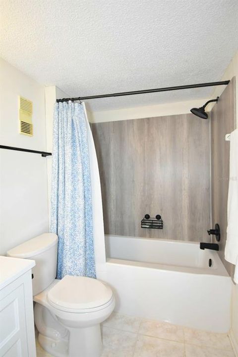 待售: $145,000 (2 贝兹, 2 浴室, 965 平方英尺)