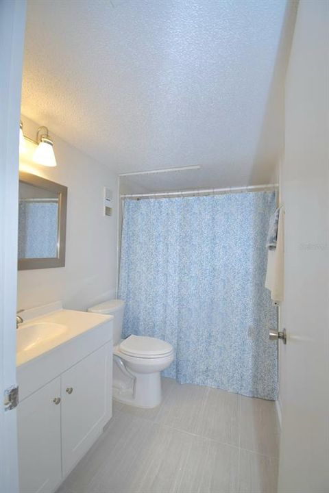 待售: $145,000 (2 贝兹, 2 浴室, 965 平方英尺)