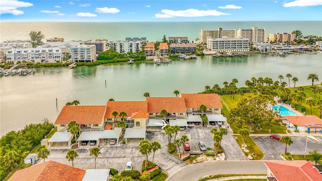 For Sale: $519,900 (2 beds, 2 baths, 1400 Square Feet)