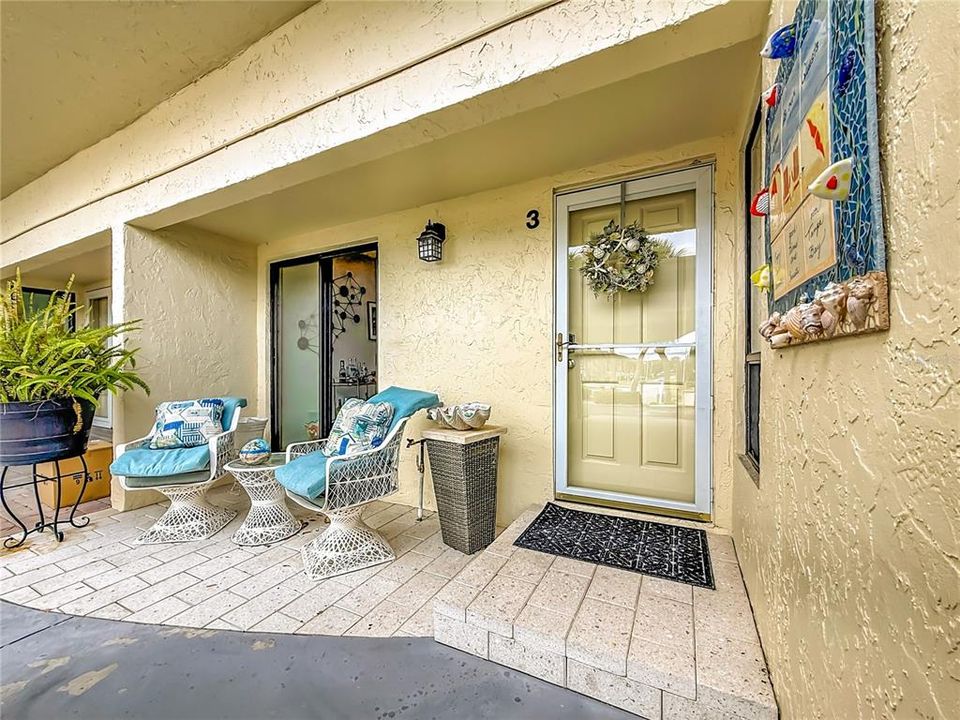 For Sale: $519,900 (2 beds, 2 baths, 1400 Square Feet)