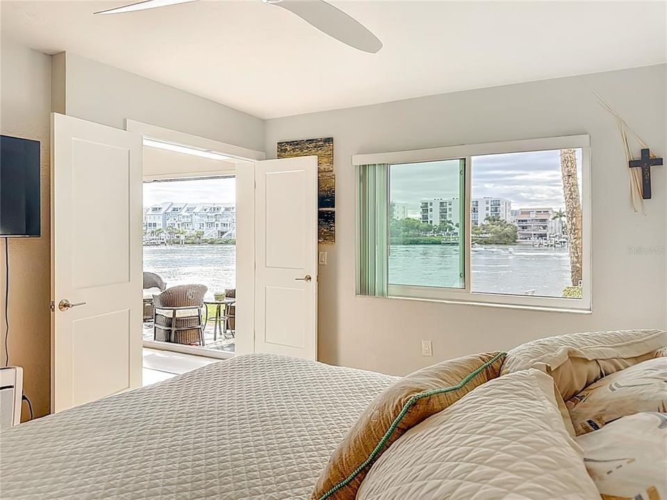 For Sale: $519,900 (2 beds, 2 baths, 1400 Square Feet)