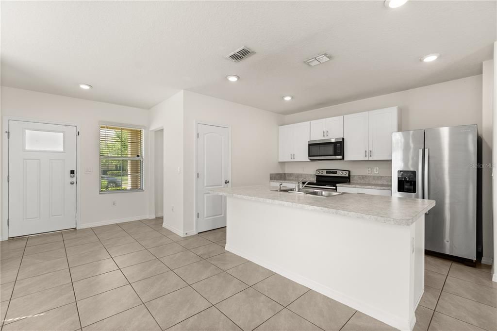 En Venta: $329,900 (3 camas, 2 baños, 1870 Pies cuadrados)