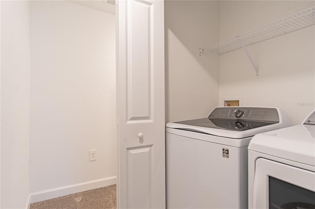 For Rent: $2,700 (4 beds, 3 baths, 1902 Square Feet)