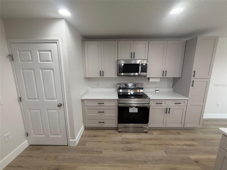 En Venta: $345,000 (3 camas, 2 baños, 1341 Pies cuadrados)