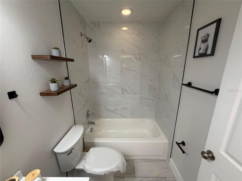 En Venta: $345,000 (3 camas, 2 baños, 1341 Pies cuadrados)