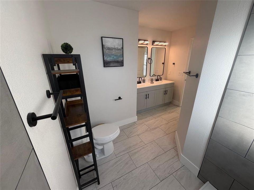 En Venta: $345,000 (3 camas, 2 baños, 1341 Pies cuadrados)