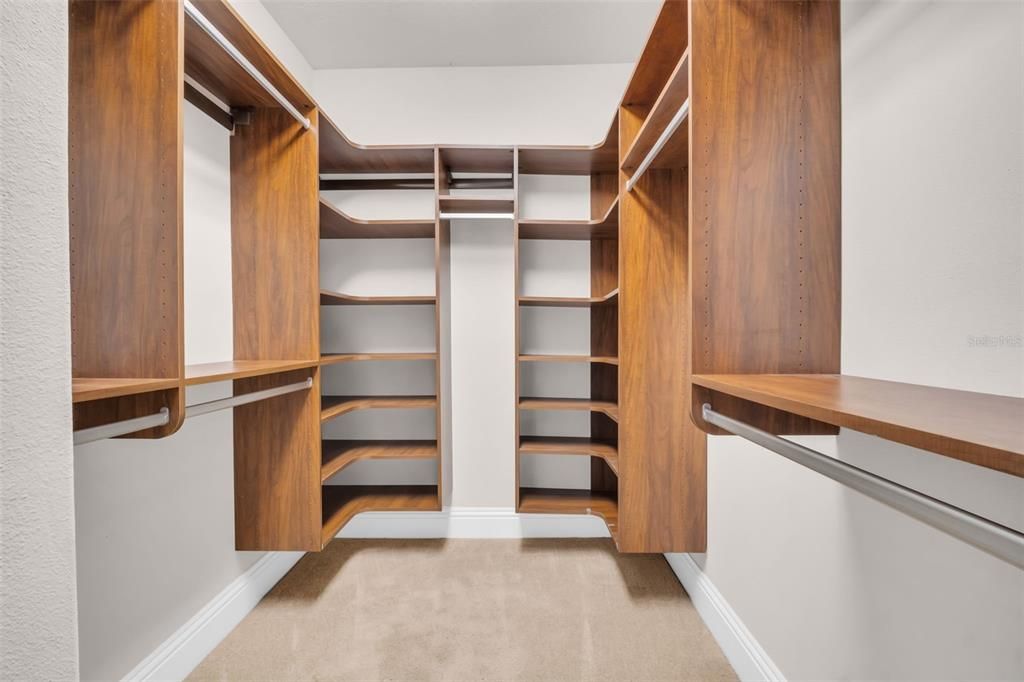 待售: $825,000 (5 贝兹, 3 浴室, 3418 平方英尺)