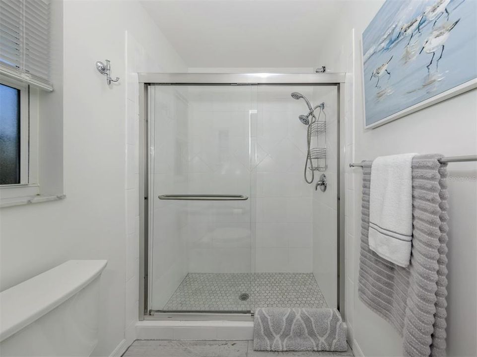 На продажу: $610,000 (3 спален, 2 ванн, 1925 Квадратных фут)