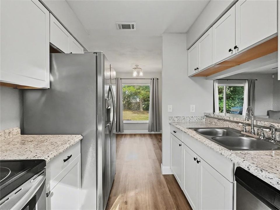 En Renta: $2,000 (3 camas, 2 baños, 1063 Pies cuadrados)