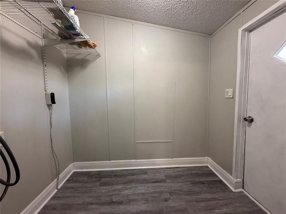 For Sale: $259,900 (3 beds, 2 baths, 1248 Square Feet)