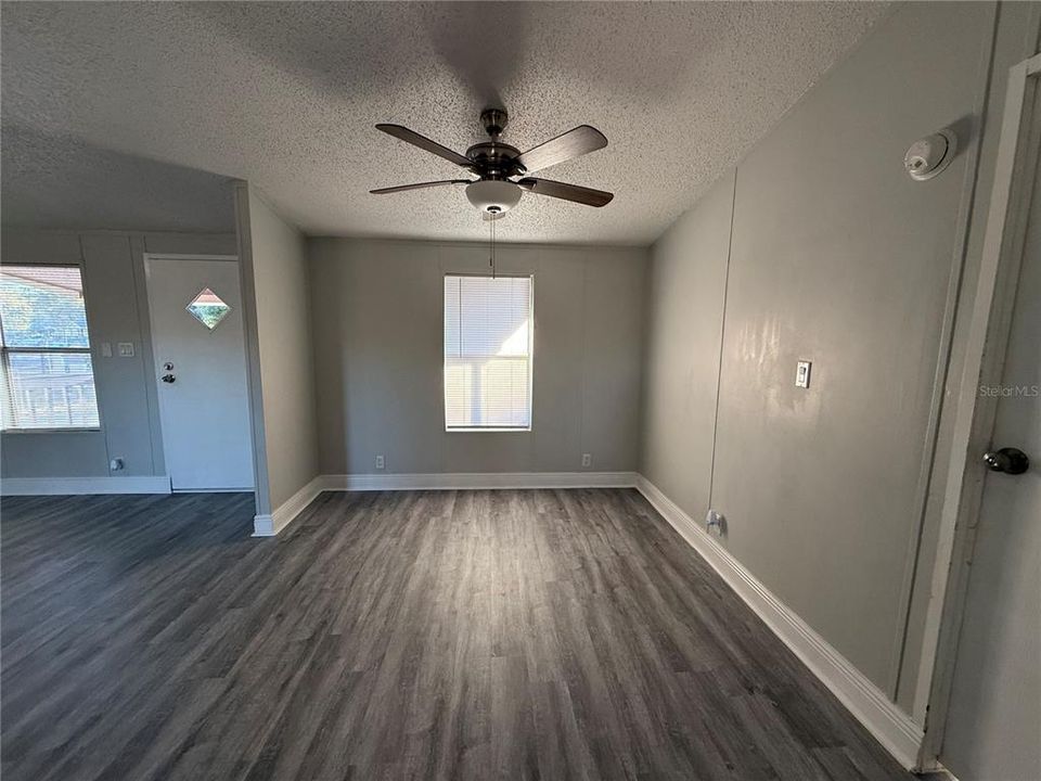 For Sale: $259,900 (3 beds, 2 baths, 1248 Square Feet)