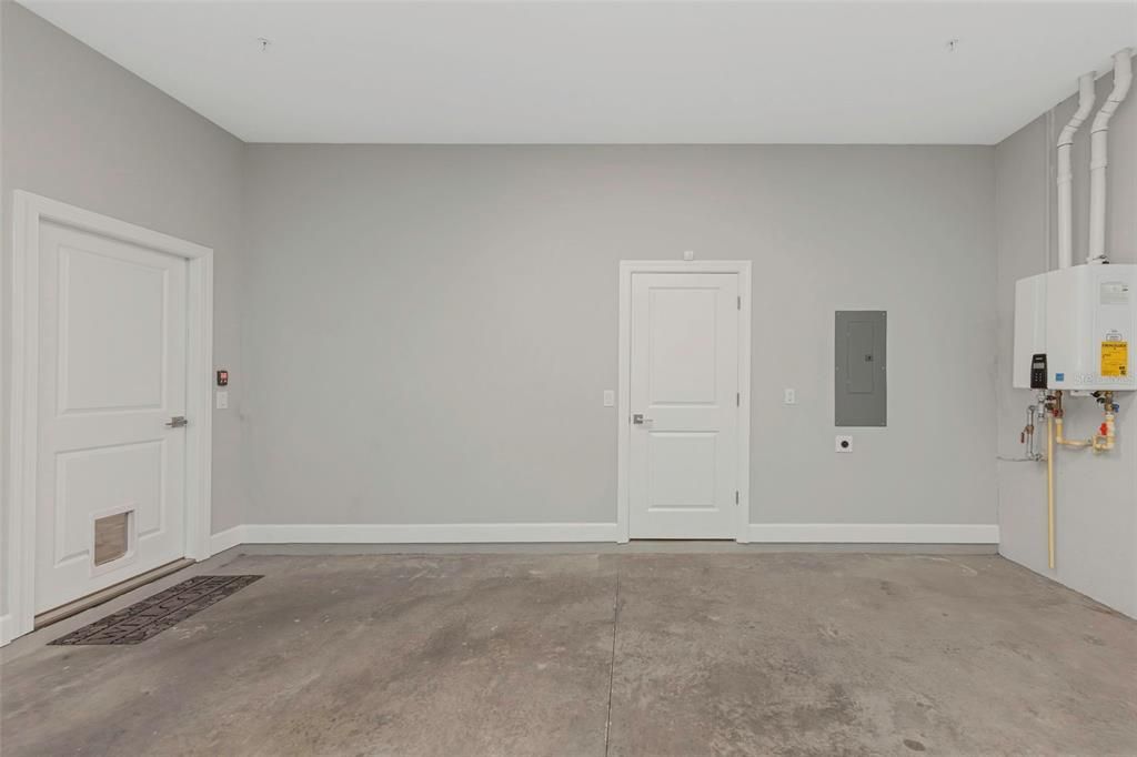 待售: $475,000 (3 贝兹, 2 浴室, 2230 平方英尺)