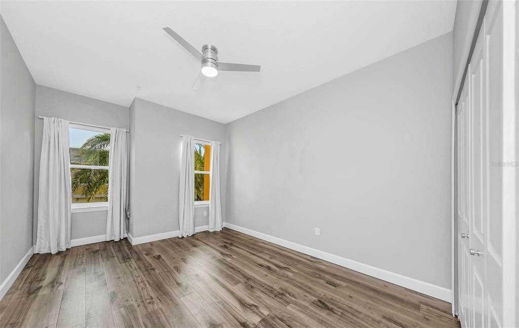 待售: $475,000 (3 贝兹, 2 浴室, 2230 平方英尺)