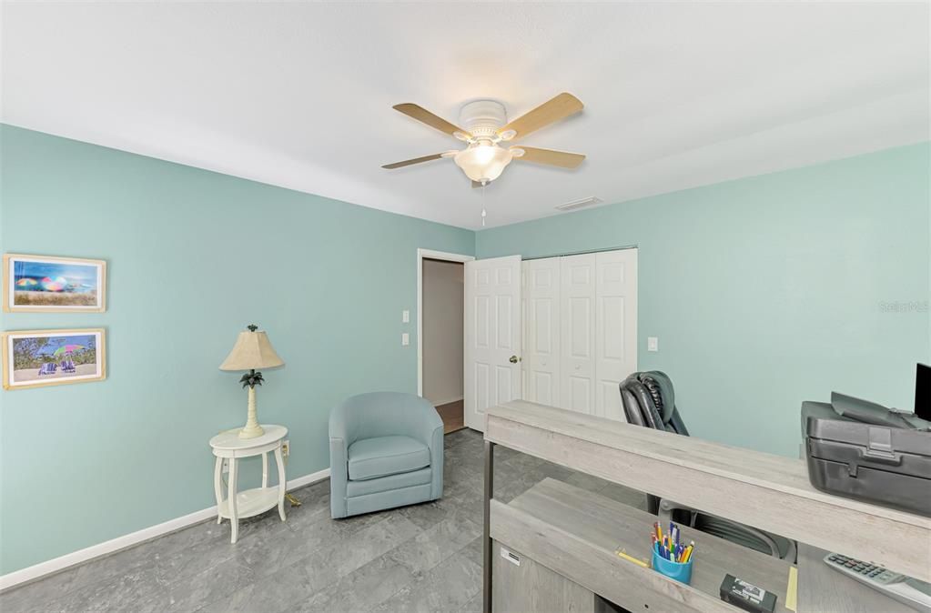 На продажу: $595,000 (3 спален, 2 ванн, 2002 Квадратных фут)